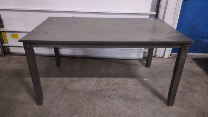 5'x3'x2'6" Gray Kitchen Table