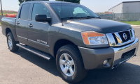 2010 NISSAN TITAN - 4X4! - 8