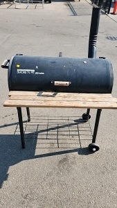 Brinkmann Smoke N' Pit Pitmaster Smoker