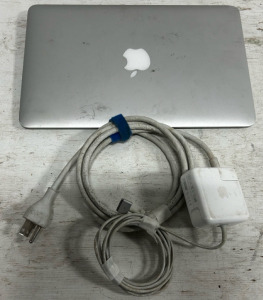 Apple Macbook Air