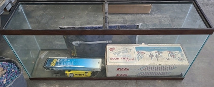XLG fish tank approx 45 Gal kit