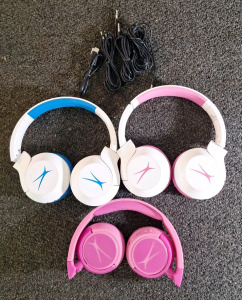 (3) ALTEC LANSING KID SAFE NOISE CANCELING WIRED OR WIRELESS HEADPHONES, W/ (1) CHARGING CABLE & (3) AUDIO PATCH CABLES
