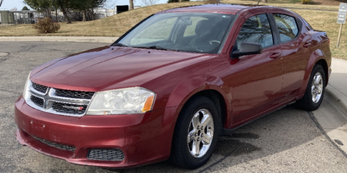 2014 Dodge Avenger - Clean!