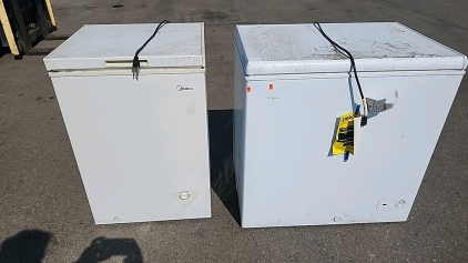 (2) Chest Freezer [BBFN]