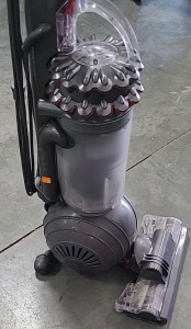 Dyson cinetic big ball vacuum