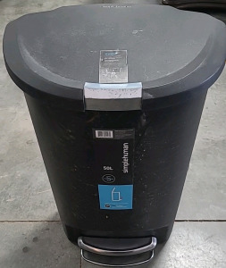 Simple Human pet-proof 50-L trash bin