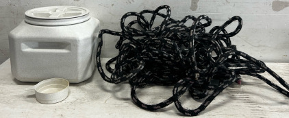 Feed Container With Lid, And Rope