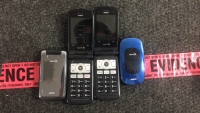 (4) Sprint Sanyo Flip Phones, Two Different Models