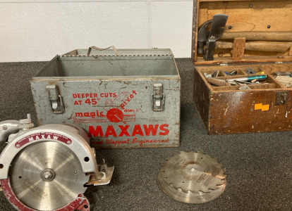 Maxins 700 Circular Saw, & Toolbox With Assorted Tools