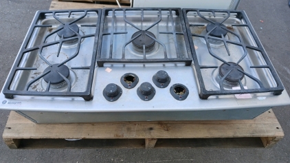 General Electric Monogram Gas Stove 5 Burner 37x20