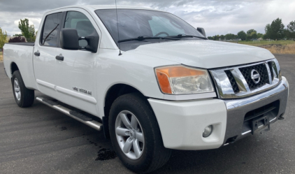 2009 NISSAN TITAN - 4X4 - DROVE WELL!!