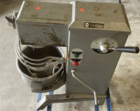 Univex Commercial Mixer Model: SRI-20 - 4