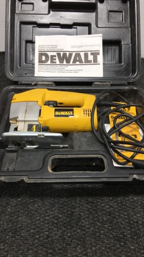 Dewalt Variable Speed Jig Saw with Case