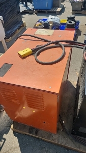 Forklift Charger, Catapillar