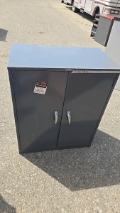 (1) Gray Metal Shop Cabinet