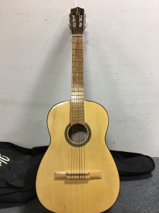 Calidad Estrada Guitar- Mexico