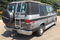 1990 GMC VANDURA 2500 - COUCH - LOTS OF STORAGE! - 5