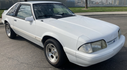 1993 FORD MUSTANG - 80K MILES!