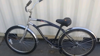 26" CoorsLight Black bike