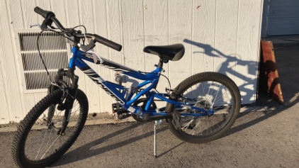Blue Hyper Kid&rsquo;s Bike