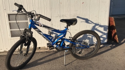 Blue Hyper Kid’s Bike