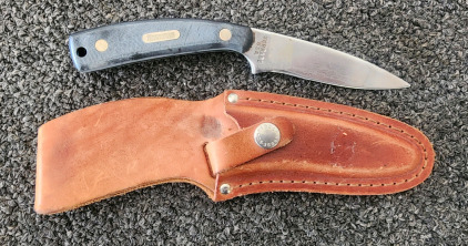 Schrader USA Skinning Knife With Leather Sheath