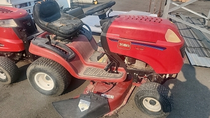 Riding Mower, LX460, Toro