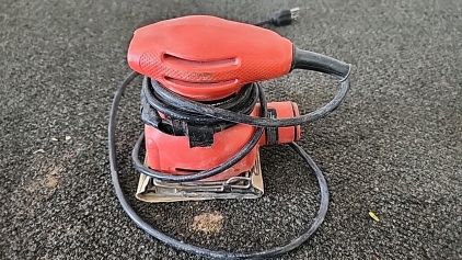 Orbital Sander, Black & Decker [BB19]