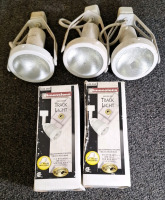 (3) 75 WATT LED FLOODLIGHT BULBS, (5) TRACK LIGHTS & MORE - 3