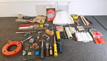 COLLECTION OF ASSORTED HAND TOOLS