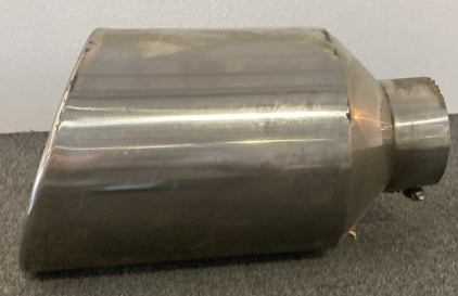 4” Inlet Universal Diesel Exhaust Tip. Please Inspect.