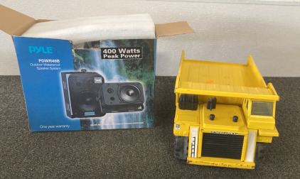 Pyle 400 watts Peak Power Outdoor Waterproof Speaker System, Caterpillar Metal Kids Toy. Pease Inspect.