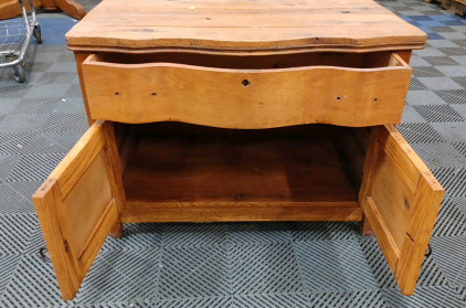 (1) Vintage Nightstand w/ Cabinet & Drawer - All Wood - No Pull Handle - 33.5" &times; 19 1/8"