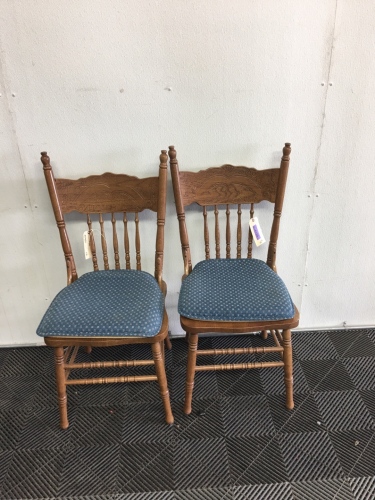 (2) Dining Room Chairs