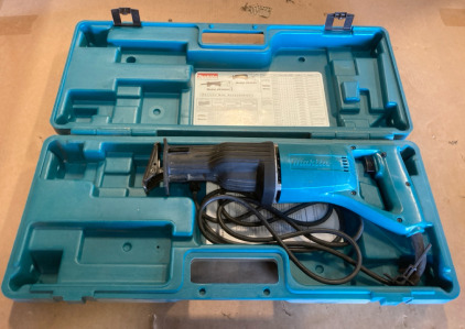 Makita Reciprocating Saw Model: JR3000V