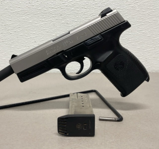 Smith & Wesson Model SW40VE 40 S&W Caliber, Semi Automatic Pistol