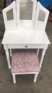 Children&rsquo;s Vanity
