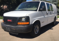 2004 GMC VAN - LOTS OF ROOM! - 2