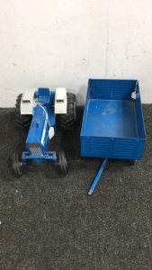 Model Vintage ERTL Ford 8600 Tractor, Wagon Trailer