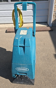 Tennant 1200 4-Gallon Carpet Cleaner