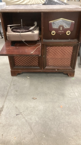 Vintage Record Player And Hutch