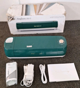 (1) CRICUT EXPLORE AIR 2 SMART CUTTING MACHINE