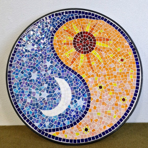 (1) Tiled, Table Top, 24" Diameter, W/O Legs