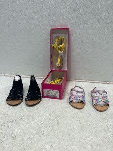 (3) Pairs of new sandals