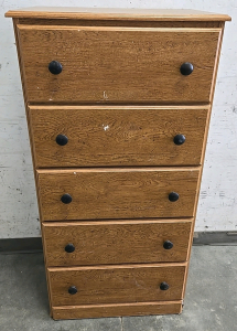 5-Drawer Dresser W/ Black Knobs