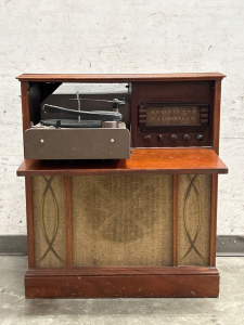 Antique Radio/ Record Player