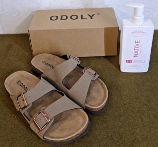 (1) Pair Of ODOLY, Women's Cork Sandals, Size 9 & (1) Bottle Of NATIVE Vanilla & Cactus Flower 2-In-1 Shampoo