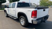 2011 GMC SIERRA - 4X4! - 4
