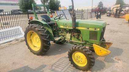 CITY OF CALDWELL JOHN DEERE 950 TRACTOR