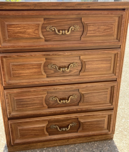 4 Drawer Standing Dresser